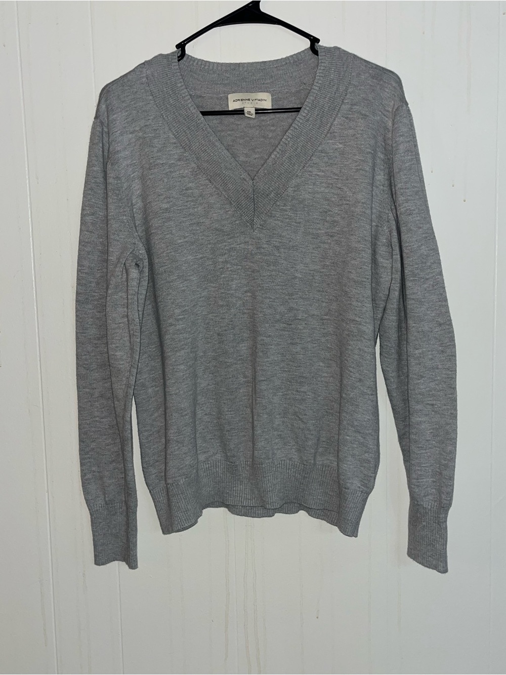 Adrienne Vittadini Light Gray V-Neck Sweater